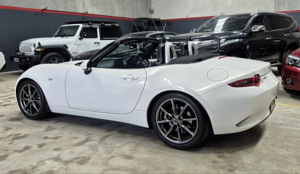 2016 Mazda MX-5 ND GT SKYACTIV-MT Crystal White Pearl 6 Speed Manual Roadster image