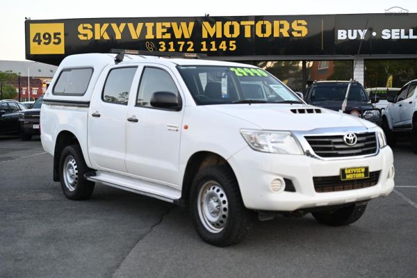 2015 Toyota Hilux SR Auto 4x4 MY14 Double Cab image