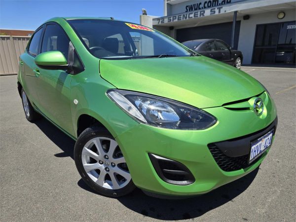 2010 MAZDA MAZDA2 5D HATCHBACK DE MAXX image