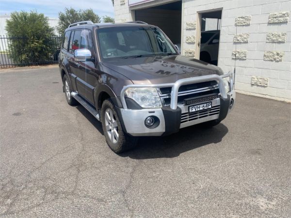 2010 MITSUBISHI PAJERO 4D WAGON NT MY10 RX (4x4) image