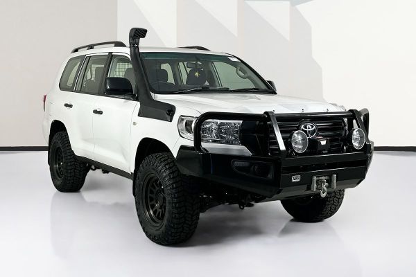 2020 Toyota LANDCRUISER LC200 GX (4x4) VDJ200R image