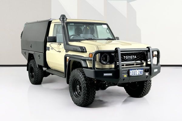 2025 Toyota LANDCRUISER 70 SERIES LC79 GXL + DIFF LOCKS VDJL79R 4X4 image
