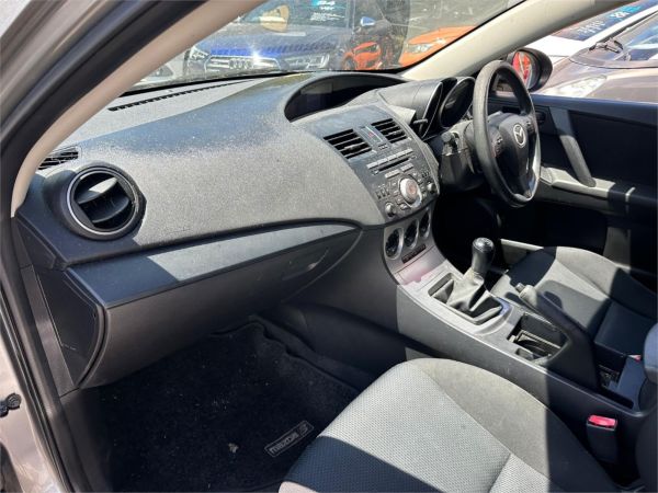 2010 Mazda 3 Sedan BL10F1 MY10 Neo image