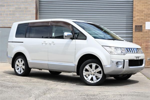 2011 Mitsubishi Delica Van Wagon CV5W D:5 image
