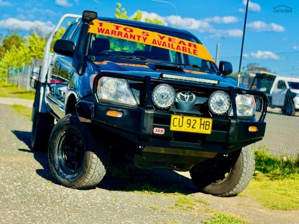 2006 Toyota Hilux SR Manual 4x4 MY05 Dual Cab image