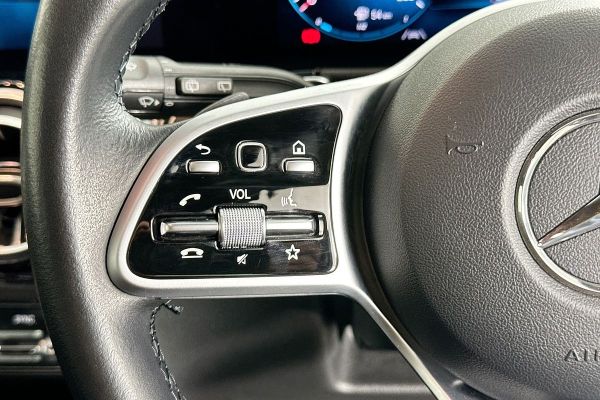 2020 Mercedes-Benz GLB-Class X247 GLB250 image