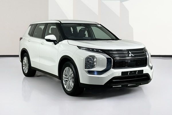 2023 Mitsubishi OUTLANDER ES 7 SEAT (2WD) ZM MY23 image