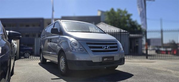 2017 HYUNDAI iLOAD 5D VAN TQ SERIES 2 (TQ3) MY17 3S TWIN SWING image