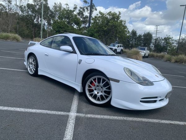 1998 Porsche 911 996 Carrera White Automatic Coupe image
