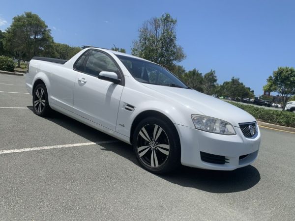 2011 Holden Commodore VE II Omega White 6 Speed Automatic Utility image