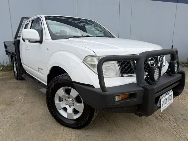 2012 Nissan Navara D40 MY12 ST-X (4x4) White 6 Speed Manual King Cab Chassis image