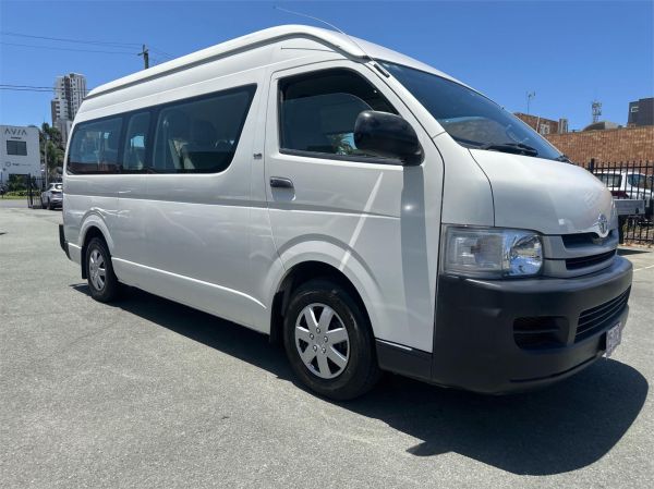 2010 TOYOTA HIACE BUS KDH223R MY07 UPGRADE COMMUTER image