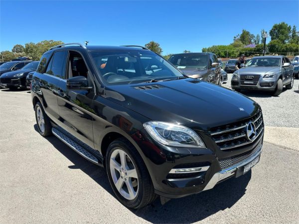 2013 Mercedes-Benz M-Class Wagon W166 ML250 BlueTEC image