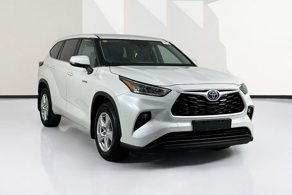 2023 Toyota KLUGER GX HYBRID AWD AXUH78R image