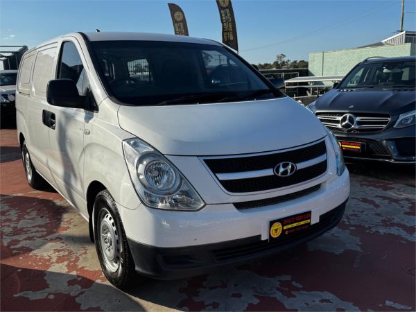 2015 HYUNDAI iLOAD 4D VAN TQ MY15 image