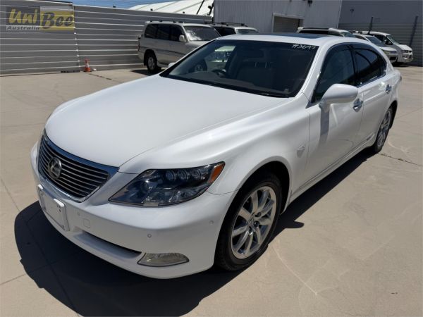 2007 Lexus LS600hL Sedan UVF46 Hybrid image