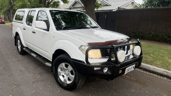 2014 Nissan Navara D40 RX Silverline SE (4x4) White 6 Speed Manual Dual Cab Pick-up image