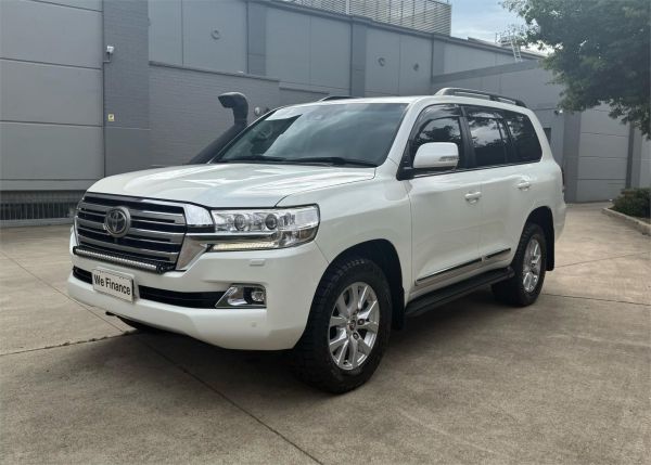 2016 TOYOTA LANDCRUISER 4D WAGON VDJ200R MY16 SAHARA (4x4) image