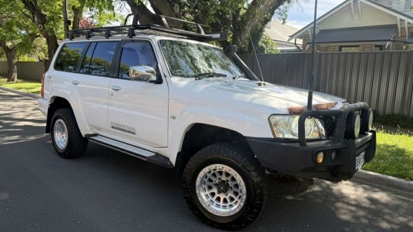 2011 Nissan Patrol GU VII ST (4x4) White Crystal 5 Speed Manual Wagon image