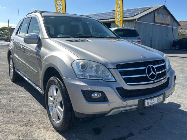 2009 MERCEDES-BENZ ML 4D WAGON W164 09 UPGRADE 300CDI LUXURY (4x4) image