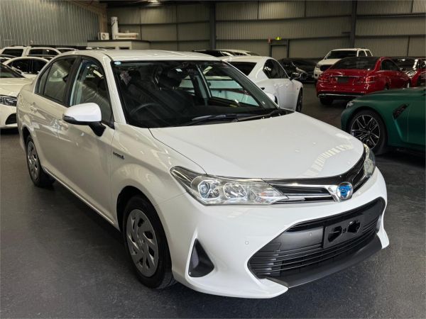 2018 Toyota Corolla Axio SEDAN NKE165 HYBRID EX image