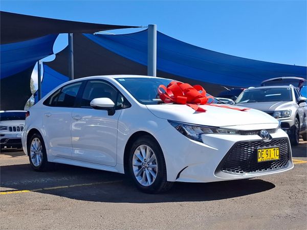 2022 Toyota Corolla Sedan MZEA12R Ascent Sport image