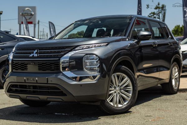 2024 Mitsubishi Outlander ES ZM Auto 2WD MY24 image