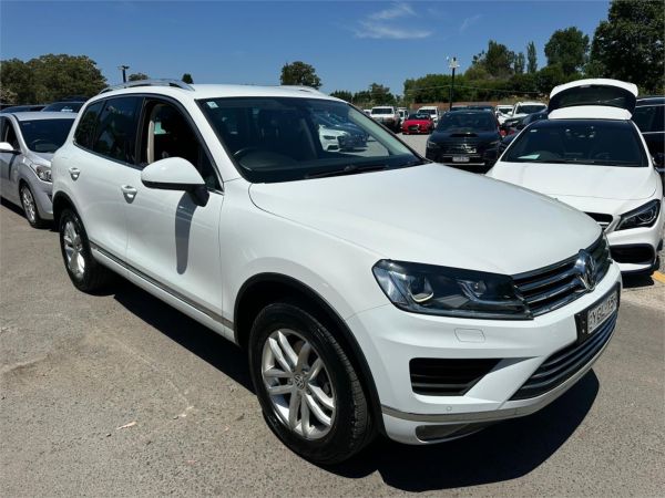 2017 Volkswagen Touareg Wagon 7P MY17 150TDI Element image