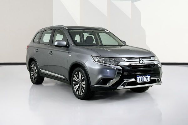 2018 Mitsubishi OUTLANDER ES 7 SEAT (AWD) ZL MY19 image