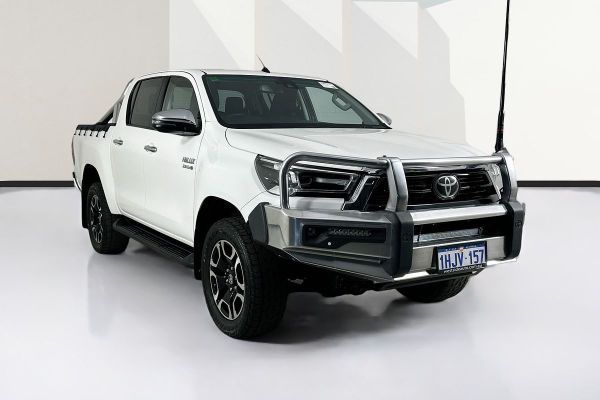 2021 Toyota HILUX SR5 (4x4) GUN126R FACELIFT 4X4 image