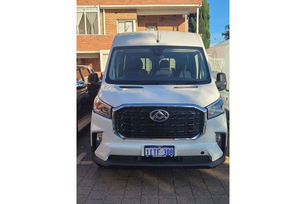 2025 LDV Deliver 9   MWB Mid Roof image