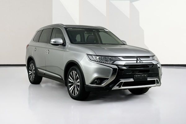 2021 Mitsubishi OUTLANDER LS 7 SEAT (2WD) ZL MY21 image