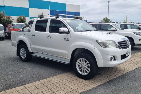 2015 Toyota Hilux SR KUN26R 4X4 image