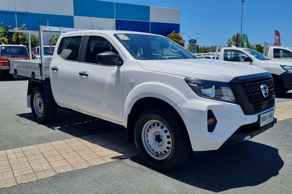 2022 Nissan Navara SL D23 Rear Wheel Drive image