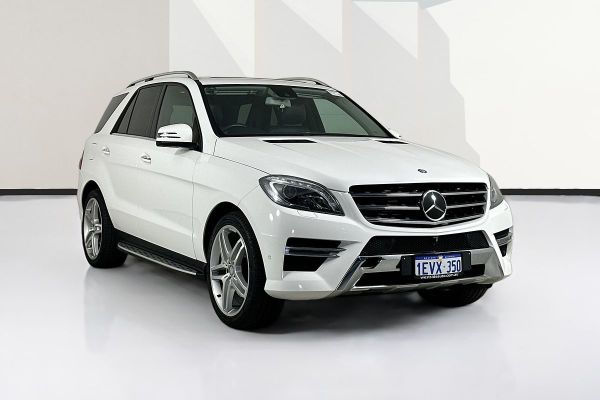2015 Mercedes-Benz ML 350CDI BLUETEC (4x4) 166 MY15 image
