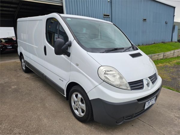 2014 Renault Trafic Van X83 Phase 3 image
