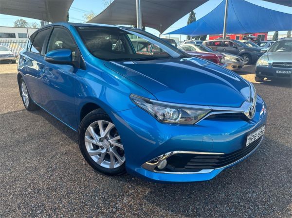 2017 Toyota Corolla Hatchback ZRE182R Ascent Sport image