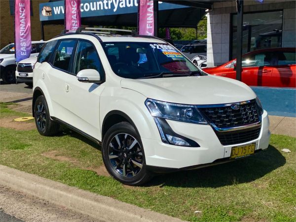 2021 MAHINDRA XUV 500 Other image