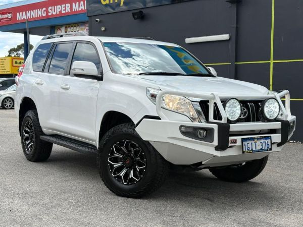 ** 2017 Toyota Landcruiser Prado GXL ** Wagon 7 Seaters ** Automatic 6sp ** 4x4 ** 2.8L Turbo Diesel ** Service up to Date ** Great Service History ** image