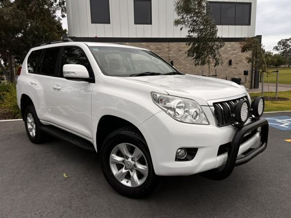 2011 Toyota Landcruiser Prado KDJ150R GXL (4x4) White 5 Speed Sequential Auto Wagon image
