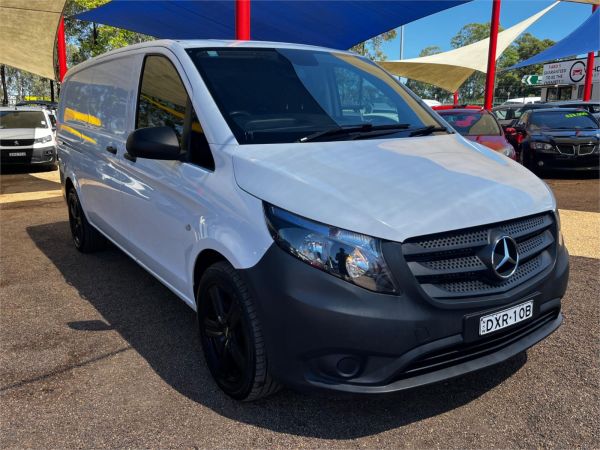 2017 Mercedes-Benz Vito Van 447 114BlueTEC image