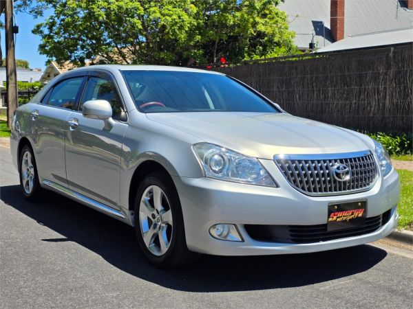 2009 Toyota Crown Sedan URS206 Majesta image
