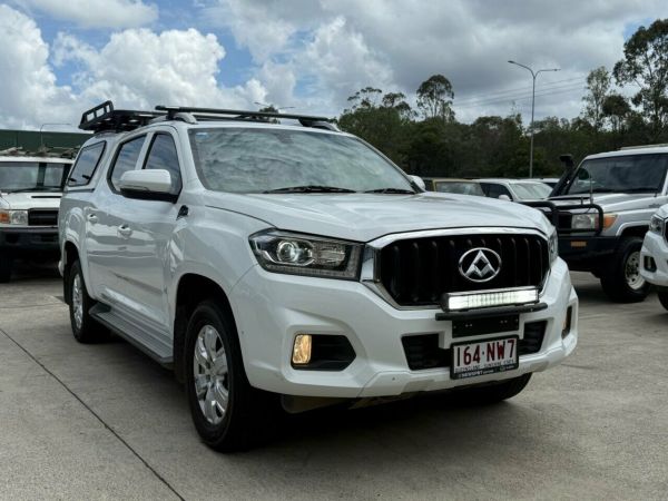 2018 LDV T60 SK8C Pro White 6 Speed Sports Automatic Utility image