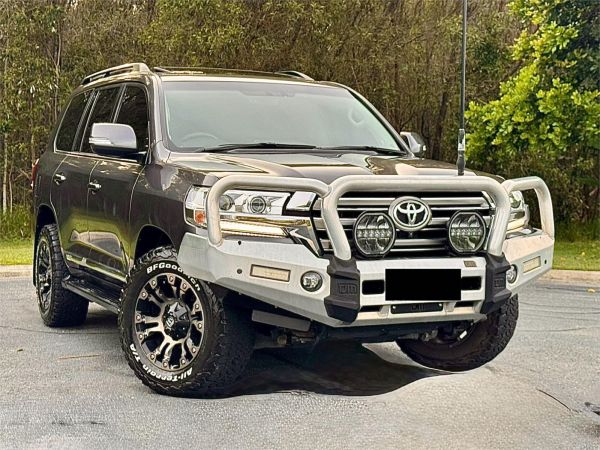 2019 TOYOTA LANDCRUISER 4D WAGON VDJ200R LC200 VX (4x4) image