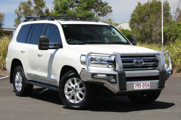 2016 Toyota Landcruiser WAGON SAHARA VDJ200R image