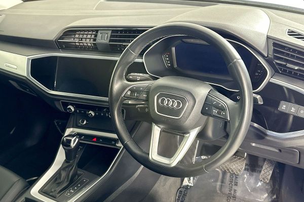 2022 Audi Q3 S Line image