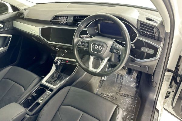 2022 Audi Q3 S Line image