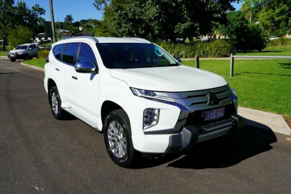2022 Mitsubishi Pajero Sport QF MY22 GLX (4WD) 5 Seat White 8 Speed Automatic Wagon image