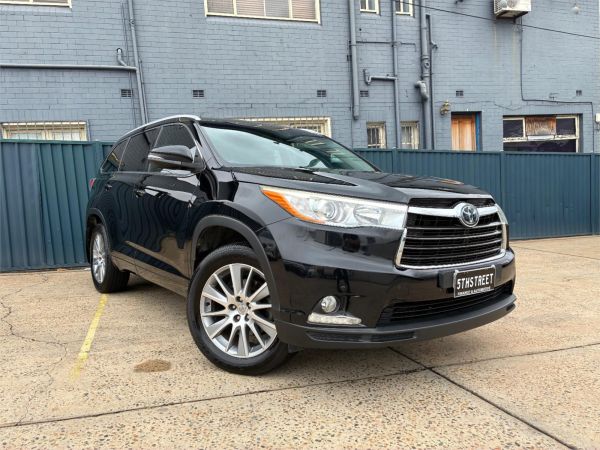 2015 TOYOTA KLUGER 4D WAGON GSU50R GRANDE (4x2) image