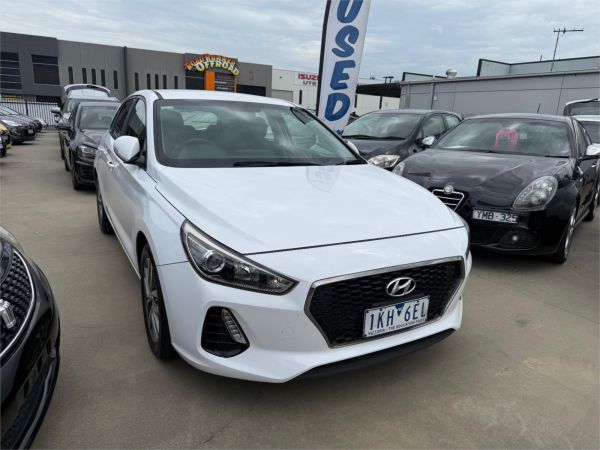 2017 HYUNDAI i30 4D HATCHBACK PD ACTIVE image